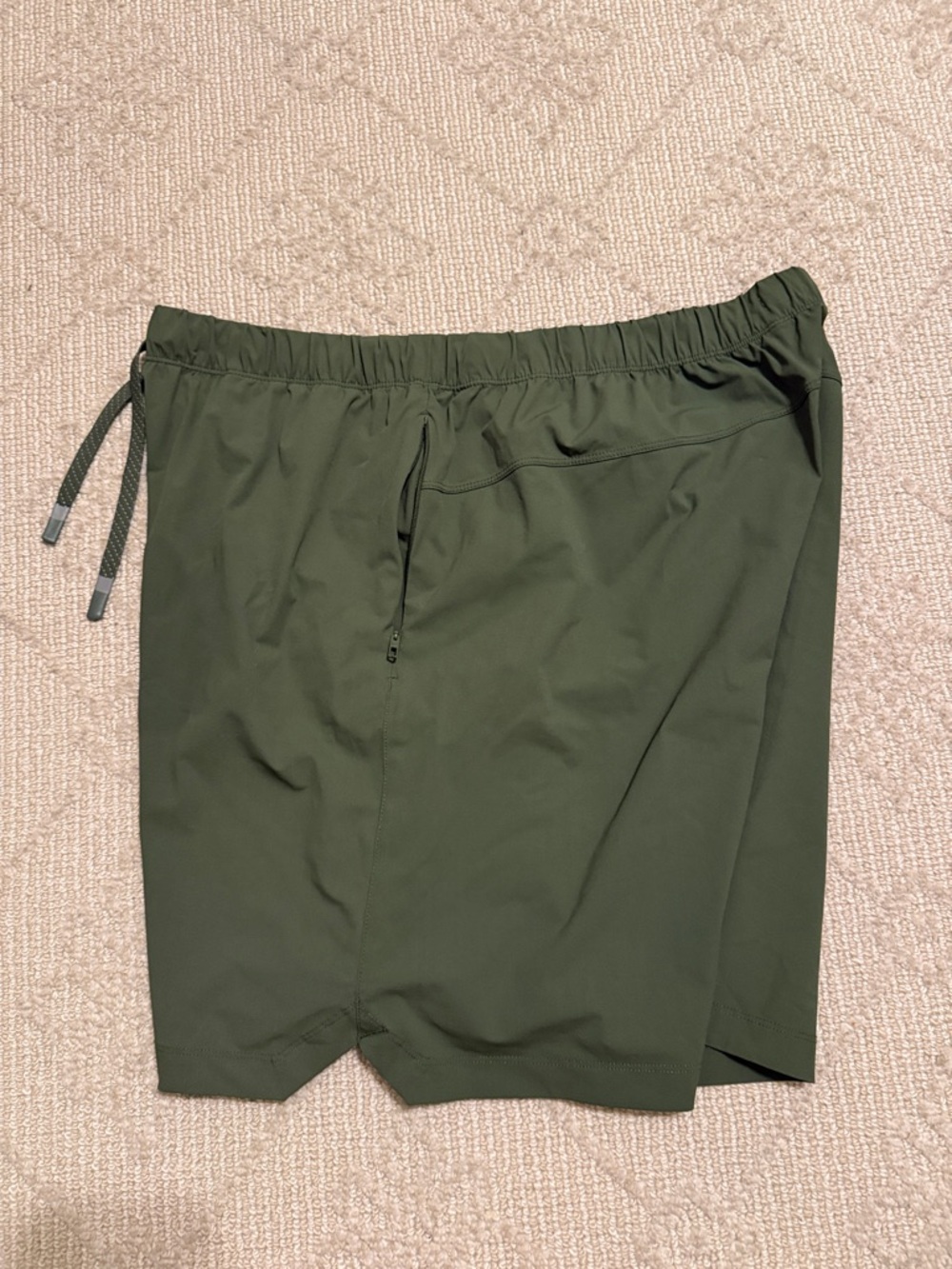 FABLETICS Men’s Olive Green Shorts with Elastic Waistband Size XXL - Picture 7 of 8